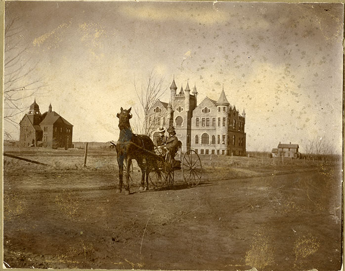 Library Building rises from the prairie Library Building rises from the prairie