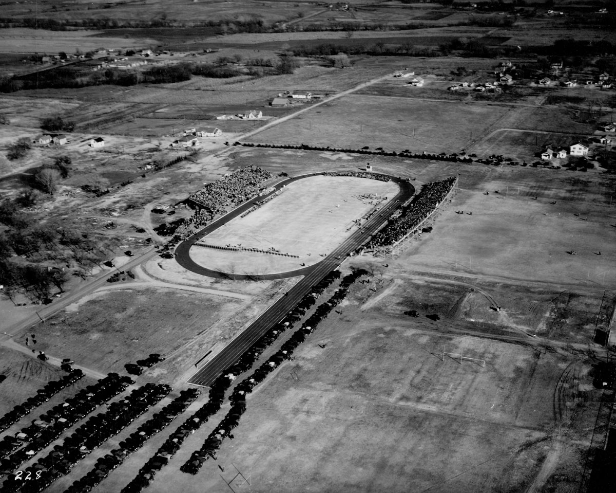 Growth in the Roaring Twenties a new stadium, radios and the latest fads