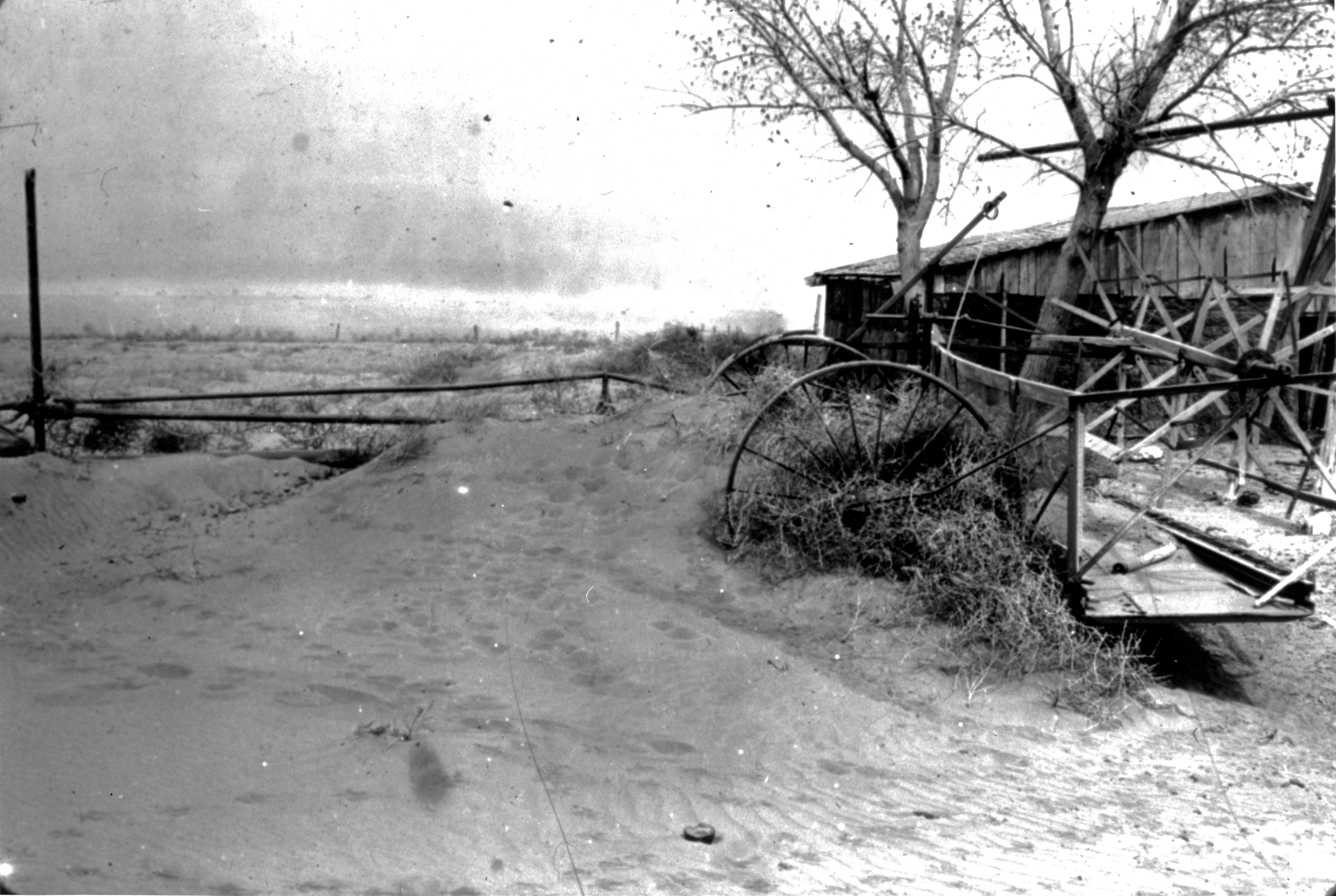 Soil surveys attack the dust and economic depression Soil surveys attack the dust and economic depression