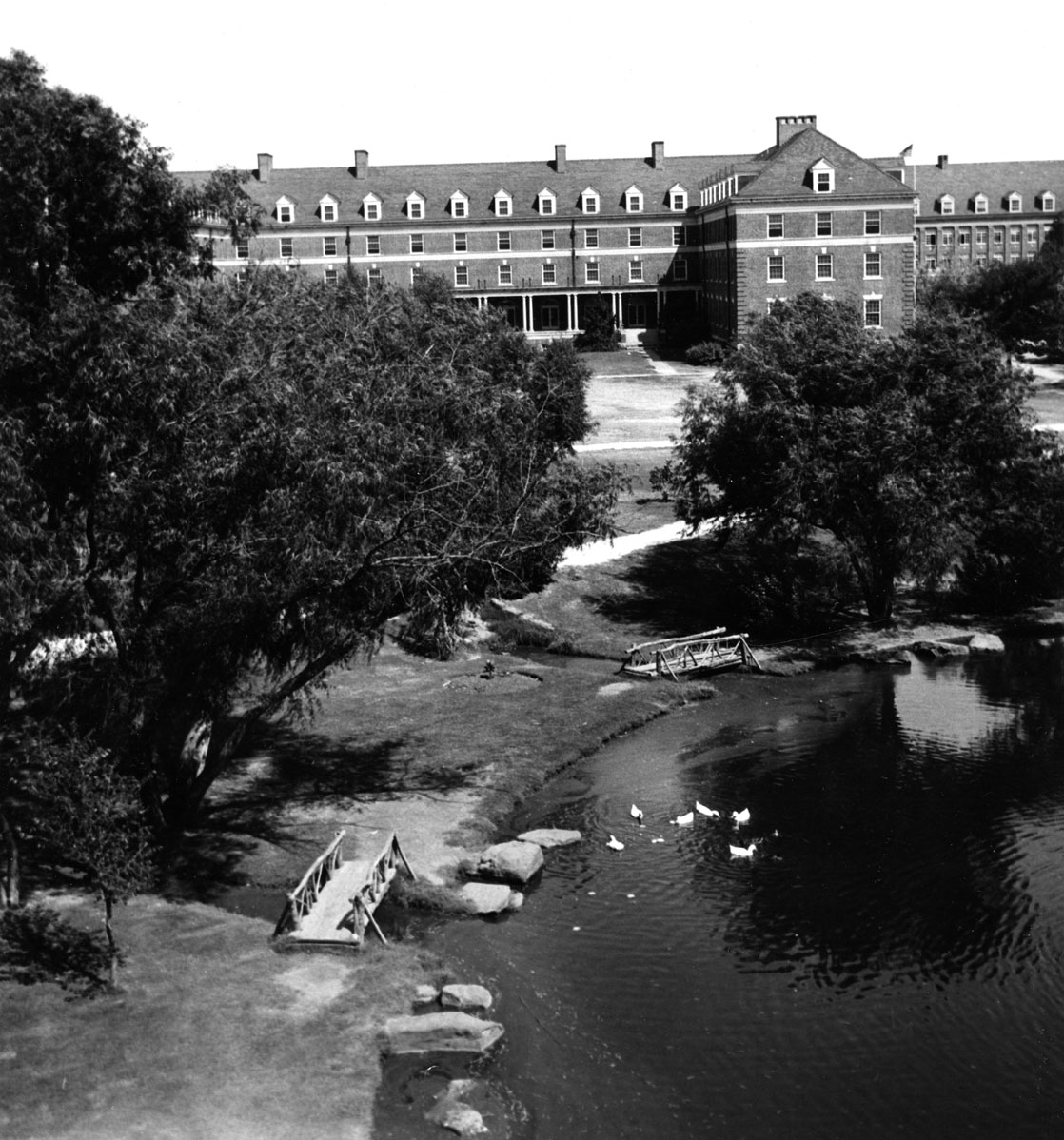 Willard Hall opens Willard Hall opens