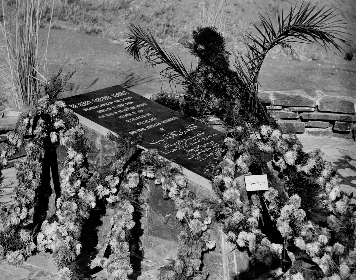 Bennetts die in plane crash Bennetts die in plane crash