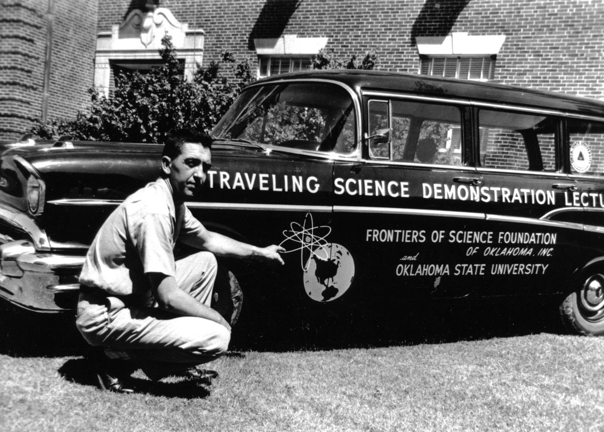 1957-traveling-science-a-1992052_EXT_69_A883.jpg