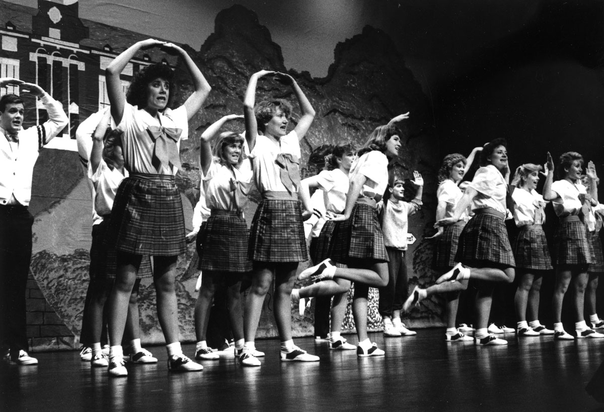 Varsity Revue transitions to debut in the Seretean Center