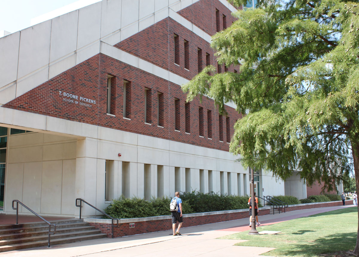 Pickens gives $1 million to School of Geology