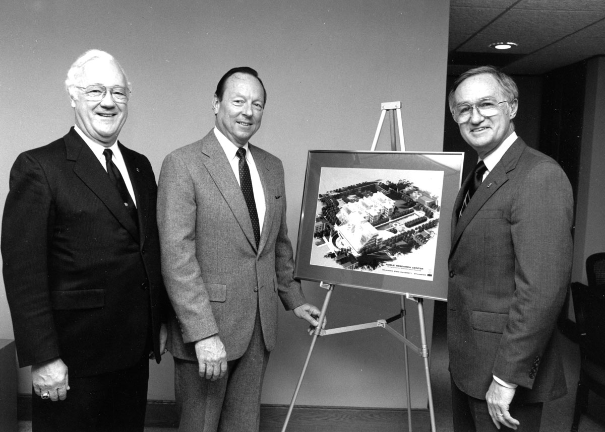 High-tech groundbreaker for research center High-tech groundbreaker for research center