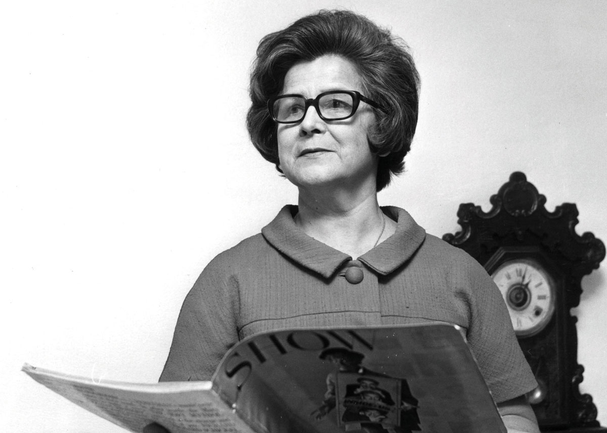 Statue in honor of Vivia Locke unveiled