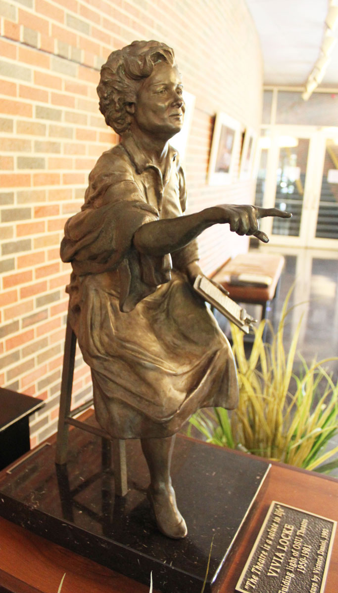 Statue in honor of Vivia Locke unveiled