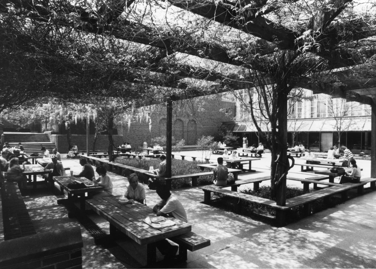 New Student Services Center opens