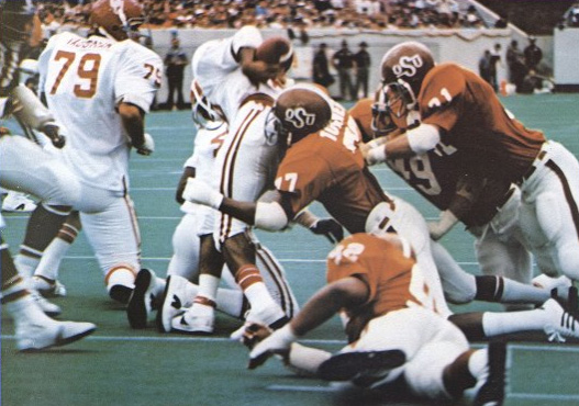 OSU shares Big Eight Championship, beats OU OSU shares Big Eight Championship, beats OU