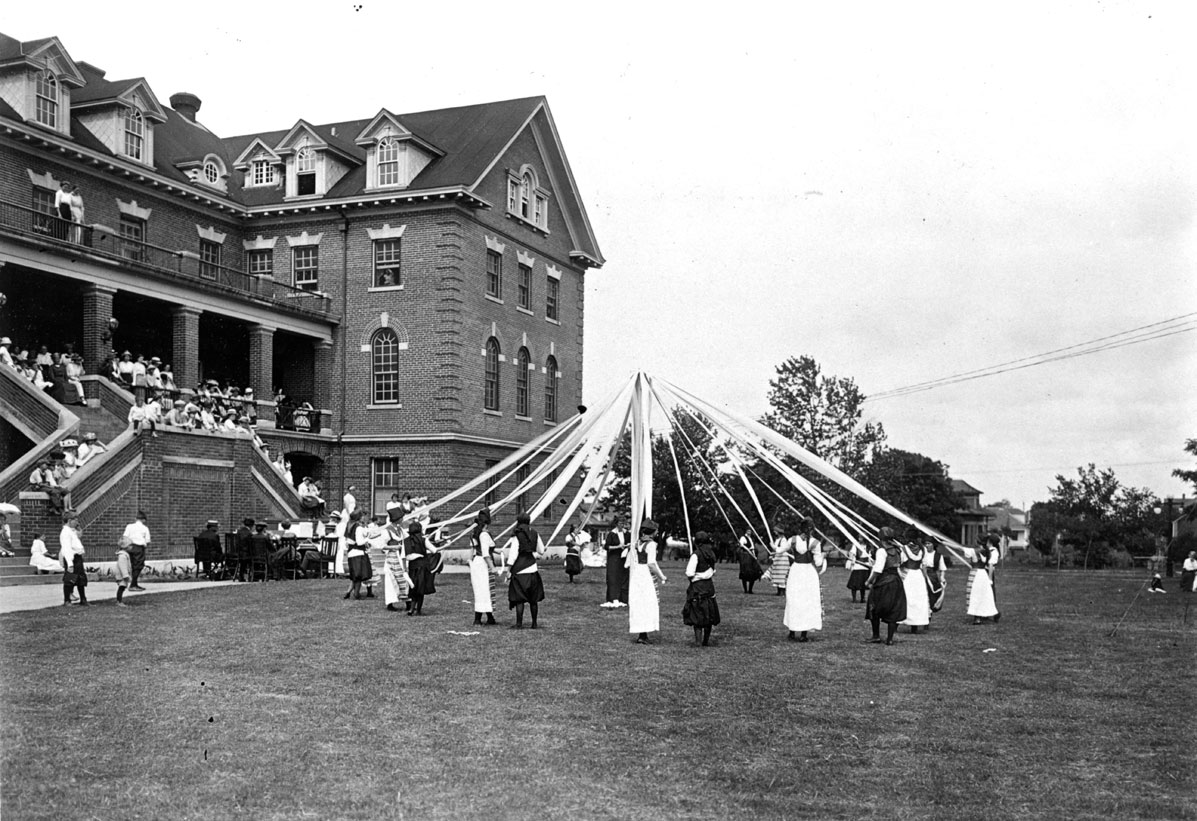 Early fundraising events Early fundraising events