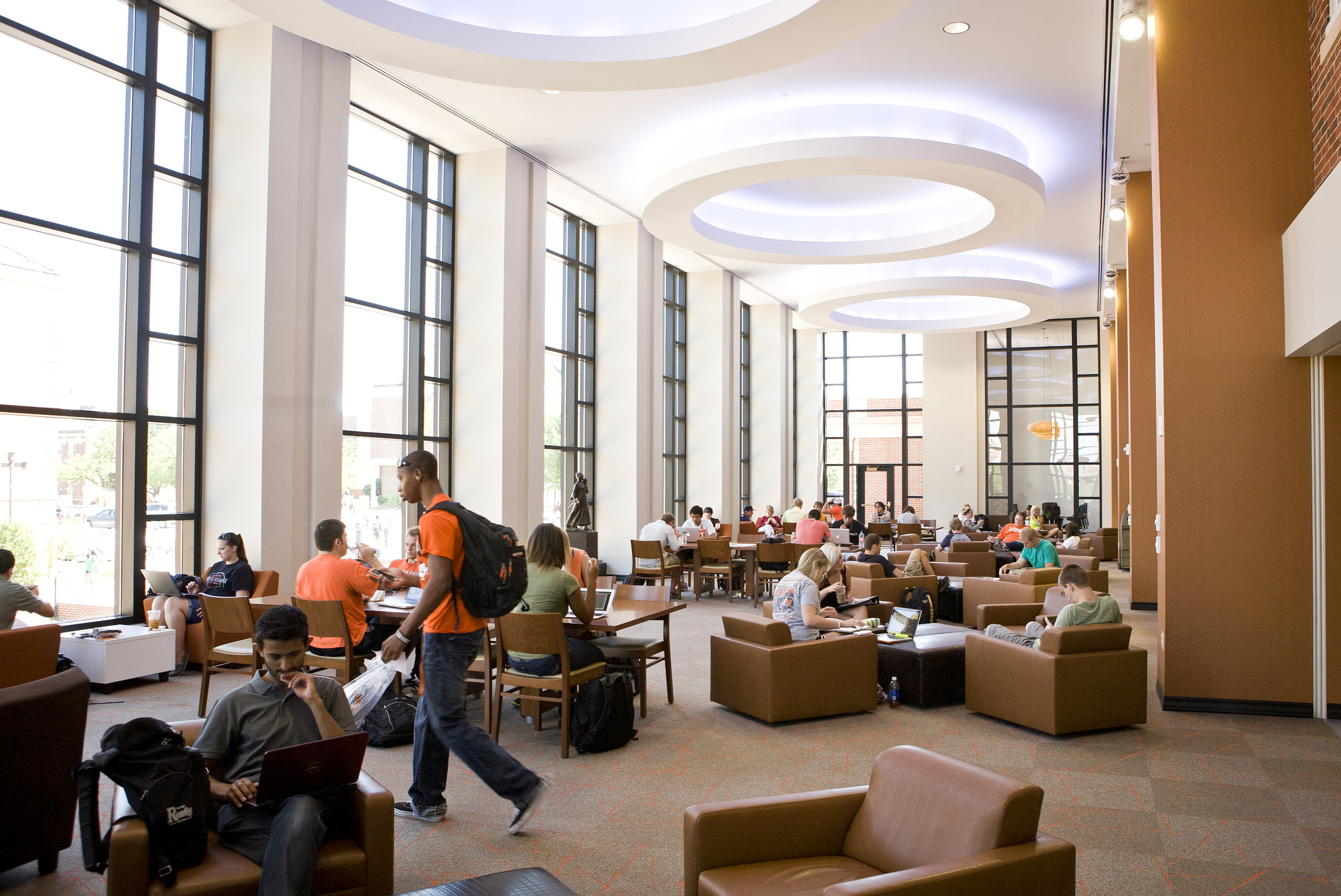 Student Union reopens after renovation Student Union reopens after renovation